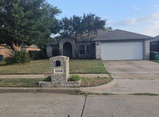 3304 Sparta Dr, Corinth, TX 76210