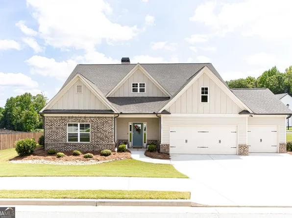 161 Parkers Pl, Hoschton, GA 30548