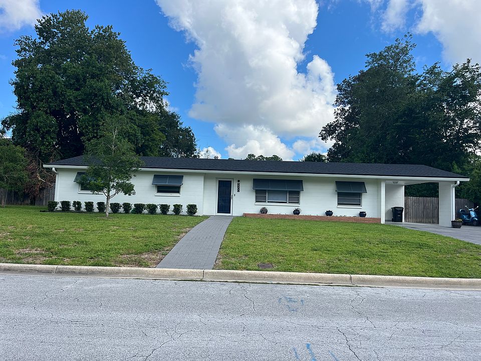 1st image of 3300 NW 27th Ave