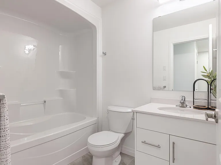 35 Southworth St — Photo 11