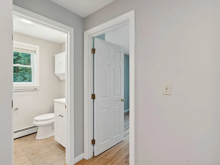 10 Rose Terrace Cir — Photo 2