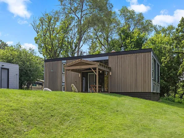 908 Winthrop St S, Saint Paul, MN 55119