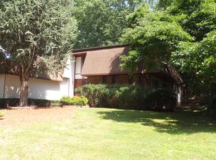 6 Sunderland Pl, Suffern, NY 10901