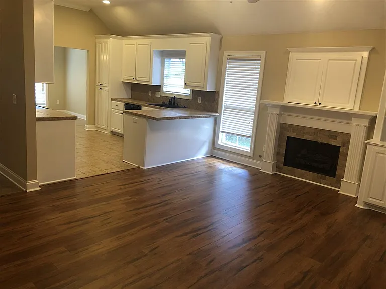 261 Jacks Pl — Photo 5