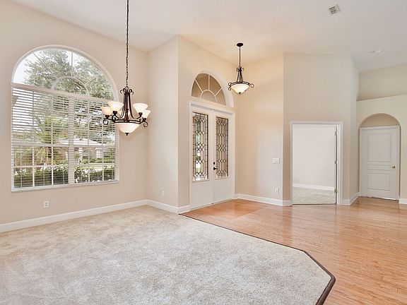 5th image of 12164 Windermere Crossing Cir