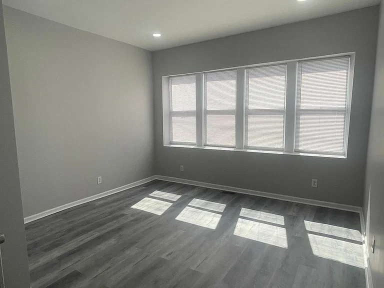 1311 Medary Ave #II — Photo 8