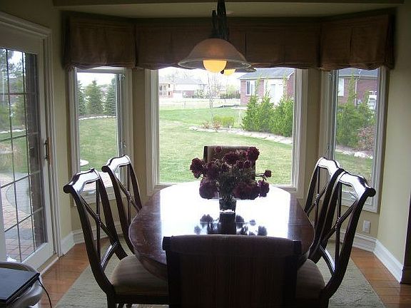 Breakfast nook