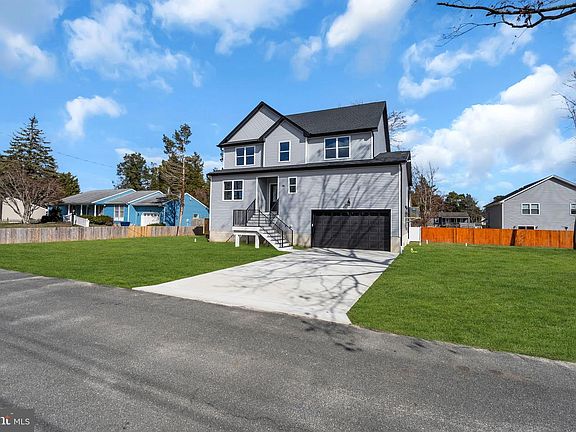 4th image of 16 Plantation Dr