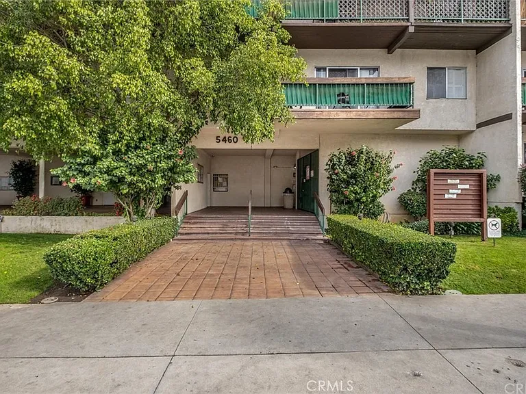5460 White Oak Ave #G222 — Photo 2