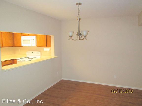 5th image of 760 Williamsburg Way