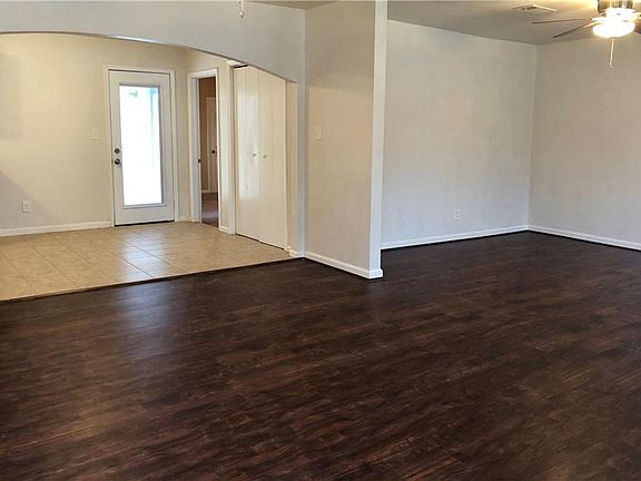 4th image of 4400 Pate Dr