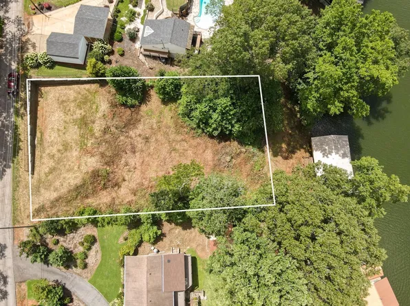 65 Fox Rd, Lyman, SC 29365