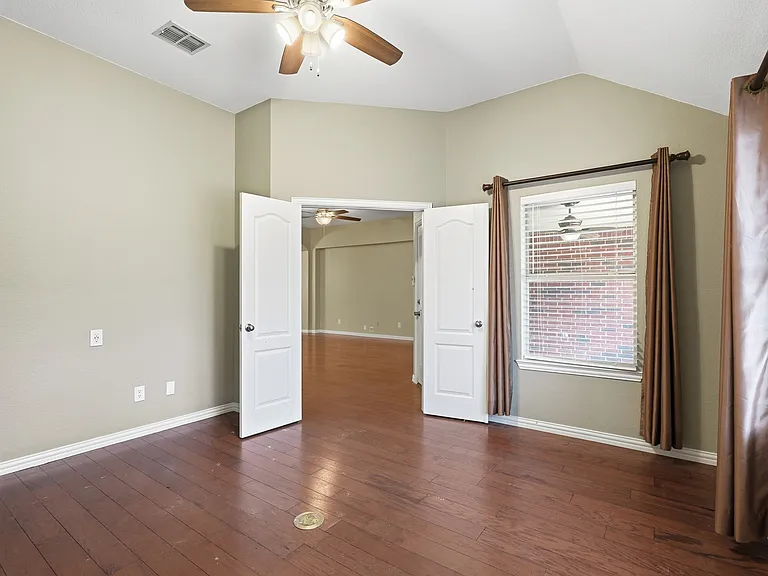 3011 Clear Springs Dr — Photo 15