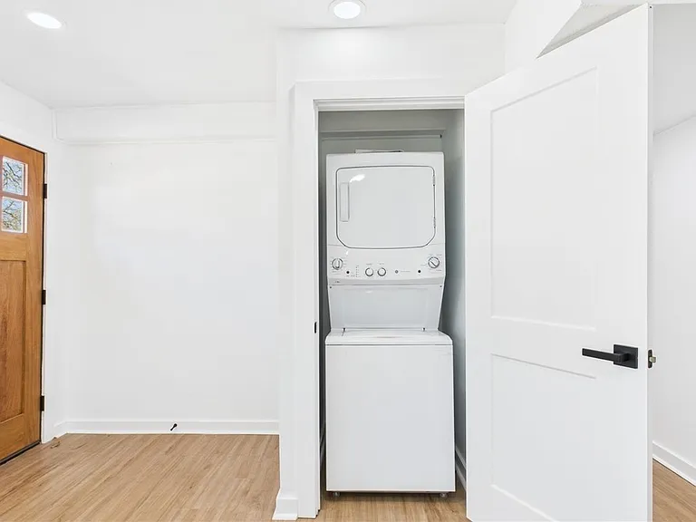 607 Foch St #A — Photo 3