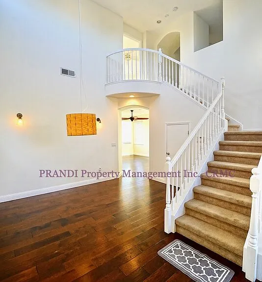 14 Pizarro Ave — Photo 11