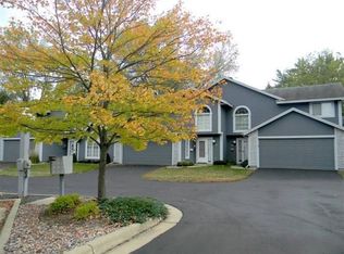 2611 Tuxedo Ln NW, Rochester, MN 55901