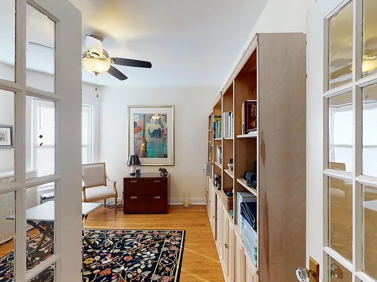 1133 W North Shore Ave #2 — Photo 10