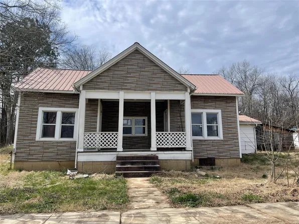 107 West St, Williamsville, MO 63967