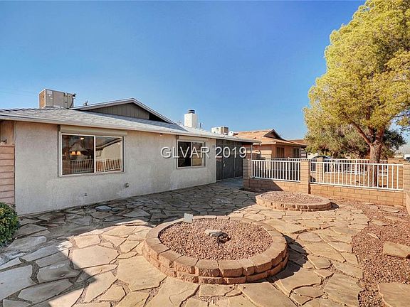 4th image of 1521 Price St