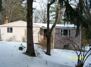 1440 Pump Station Rd, Sugar Grove, OH 43155