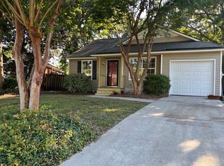 131 Crossover Ln, Savannah, GA 31410