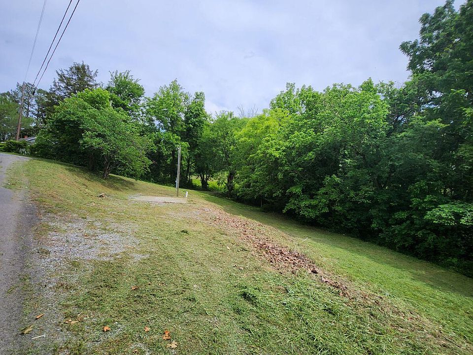 2nd image of 100 County Road 904