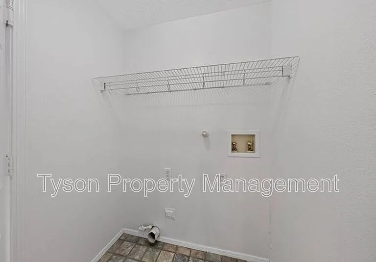 1409 Stoneway Dr NW — Photo 27