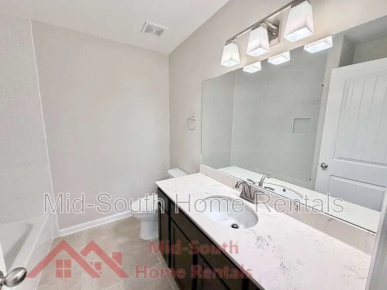 82 N Rembert St — Photo 23
