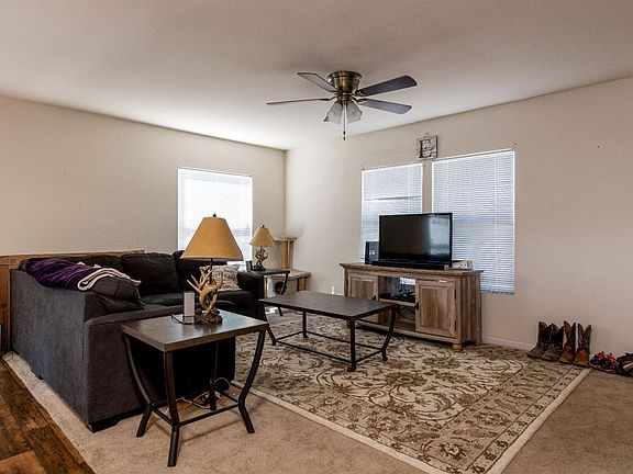 5th image of 3881 Hartvickson Ln #0