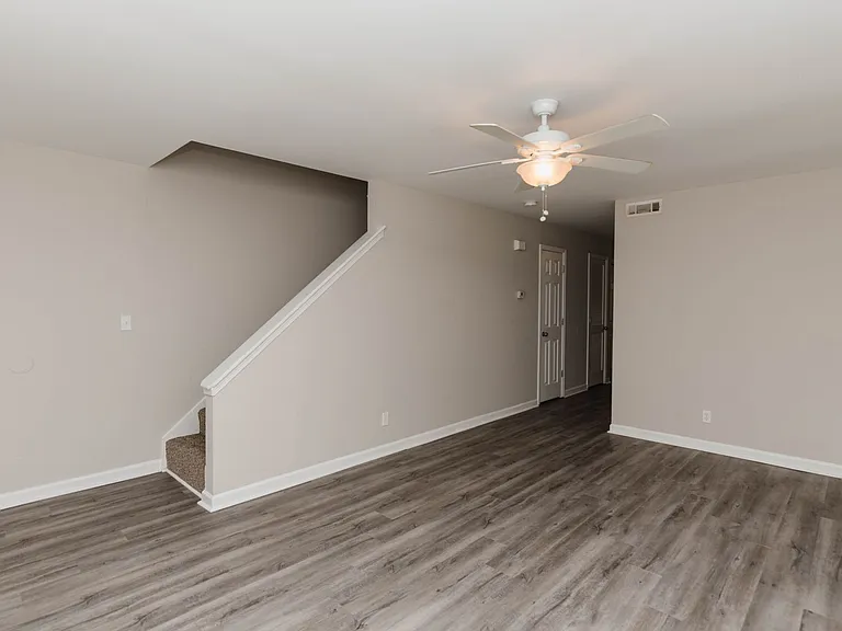 410-437 White Ingram Pkwy #410-437 — Photo 7