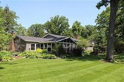 3rd image of 1130 Lorraine Cir