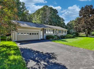 549 Oak St, Manchester, NH 03104