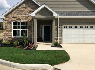 4072 Coventry Cir, Huron, OH 44839