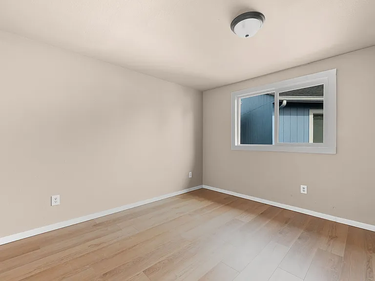 2812 Cottonwood Ave — Photo 7