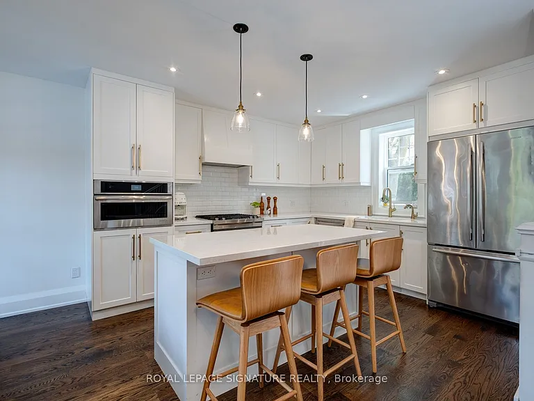 77 Runnymede Rd — Photo 3