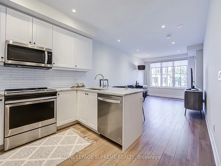 652 Cricklewood Dr #207 — Photo 12
