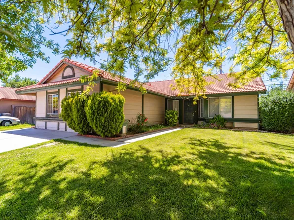 45243 Thornwood Ave, Lancaster, CA 93534