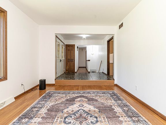5th image of 5727 W Q Ave