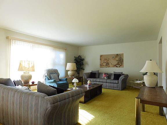 5th image of 3 Cypress Ct