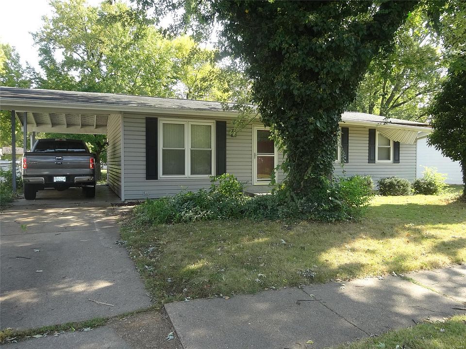 1st image of 1945 Lindsay Ln