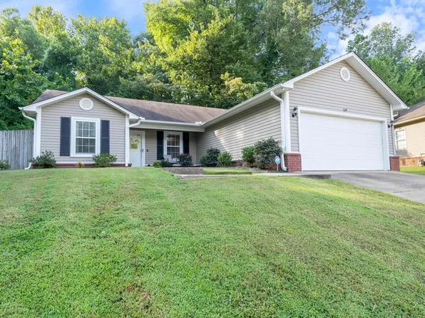 509 Sharron Oaks Ct, Benton, AR 72019