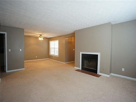 2nd image of 505 Glenleaf Dr