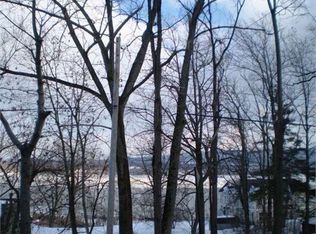 717 River Rd, Newburgh, NY 12550