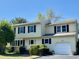 13 Miller Ave, Holmdel, NJ 07733