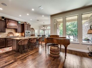 402 Turnstone Dr, Mansfield, TX 76063