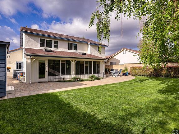 2nd image of 28036 Florence Ln