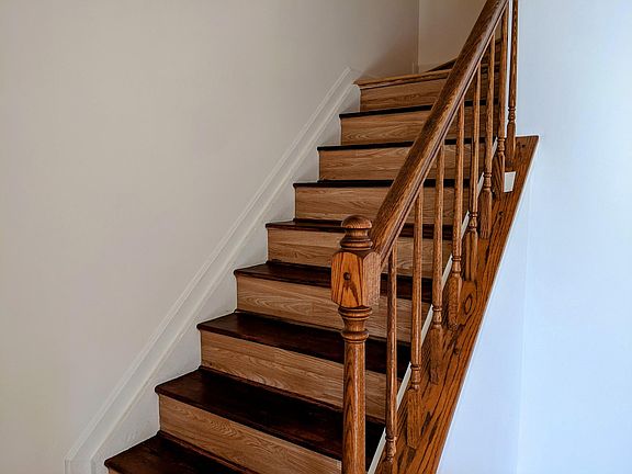 5th image of 203 Staunton Ct