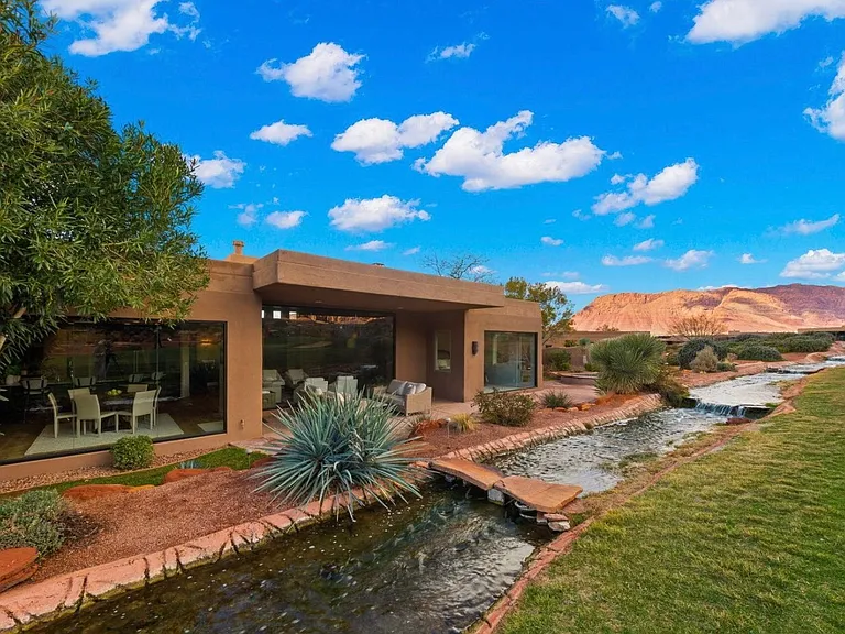 2410 W Entrada Trl #19 — Photo 14