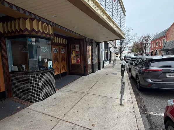 225 N Lumpkin St, Athens, GA 30601