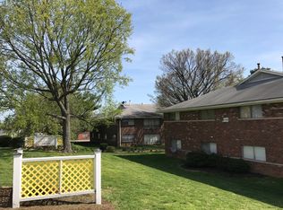 1568 Alexandria Dr APT 8B, Lexington, KY 40504